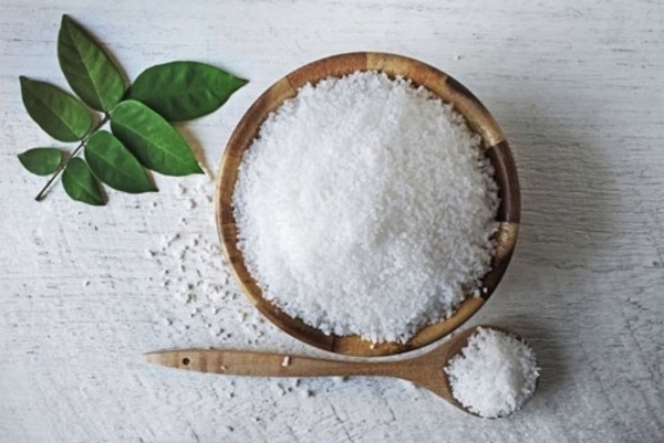 11 phương pháp đánh bay mùi Vecni ở tủ gỗ mới mua